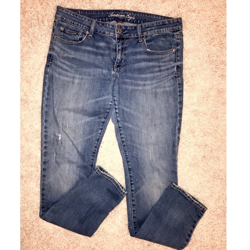 American Eagle relaxed fit jeans